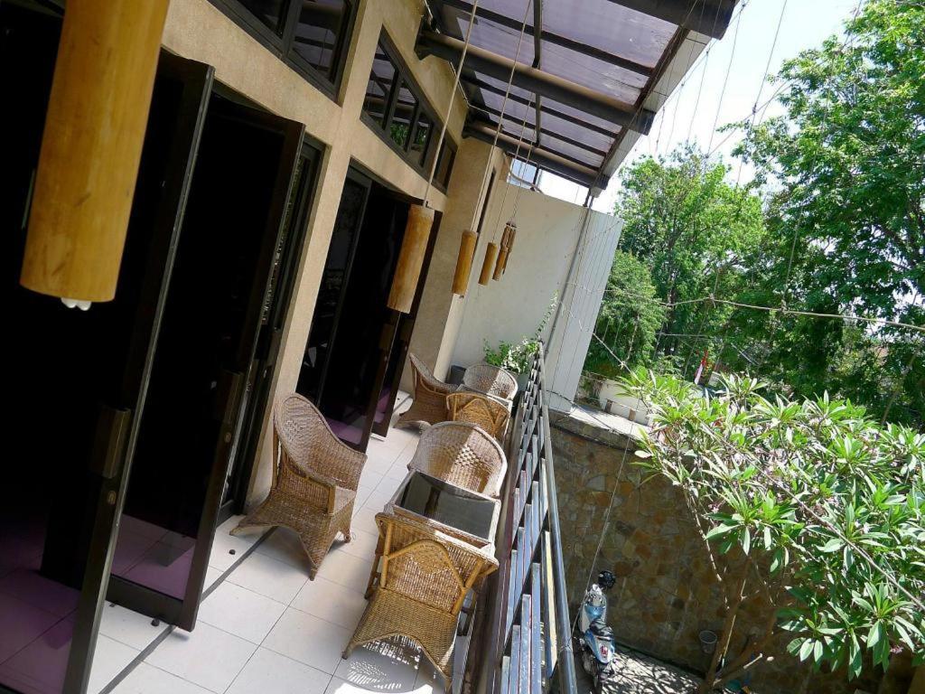 Jawa 22 Hotel And Residence Surabaya Exteriör bild
